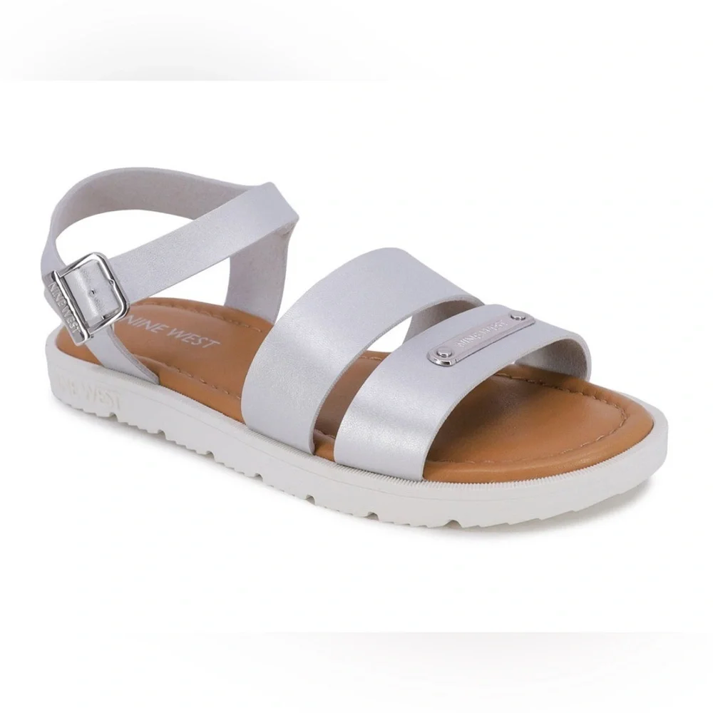 NWOB - Nine West - Hedy Silver Sandels‎